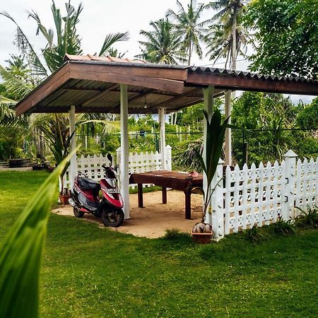 Beach Corner Hotel Weligama Eksteriør billede
